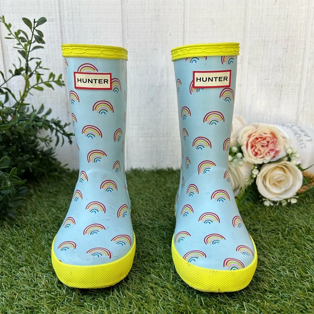 Hunter Bleached Blue & Zesty Yellow Kids Rain Boots with Rainbow Print Sz US 11